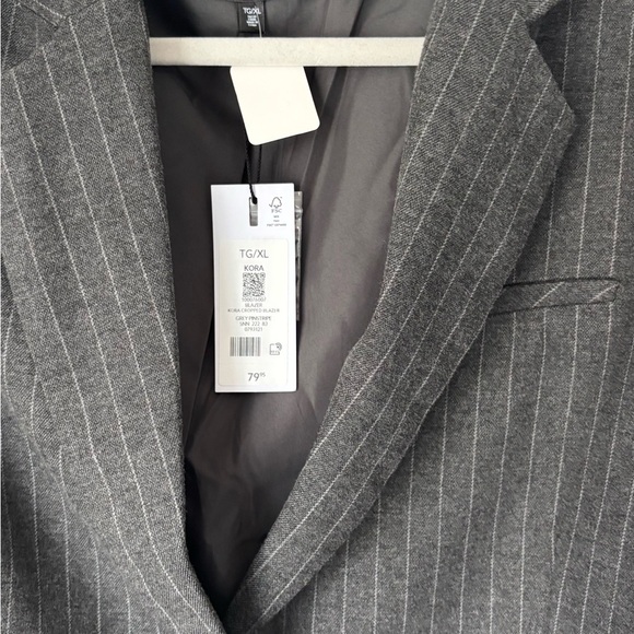 DYNAMITE Gray Pinstripe Women's Blazer M and XL - Picture 8 of 8